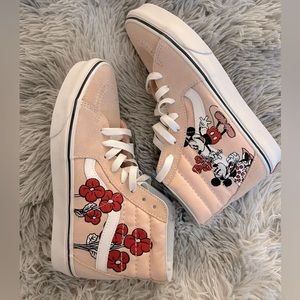 Size 8 Women’s Sk8-hi Vans Disney Limited Run NWT No Box